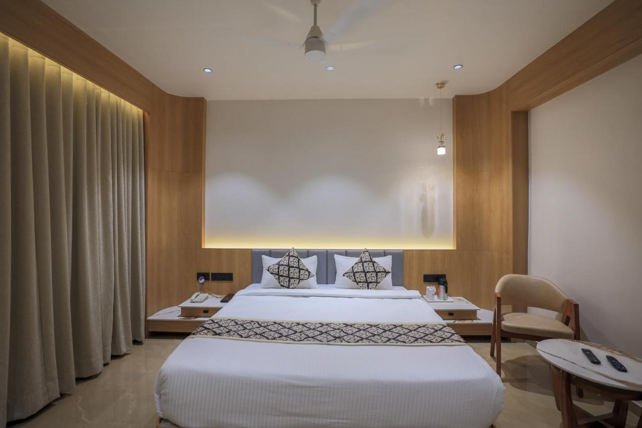 Hotel Aditya Mansingh Inn Сомнатх Экстерьер фото