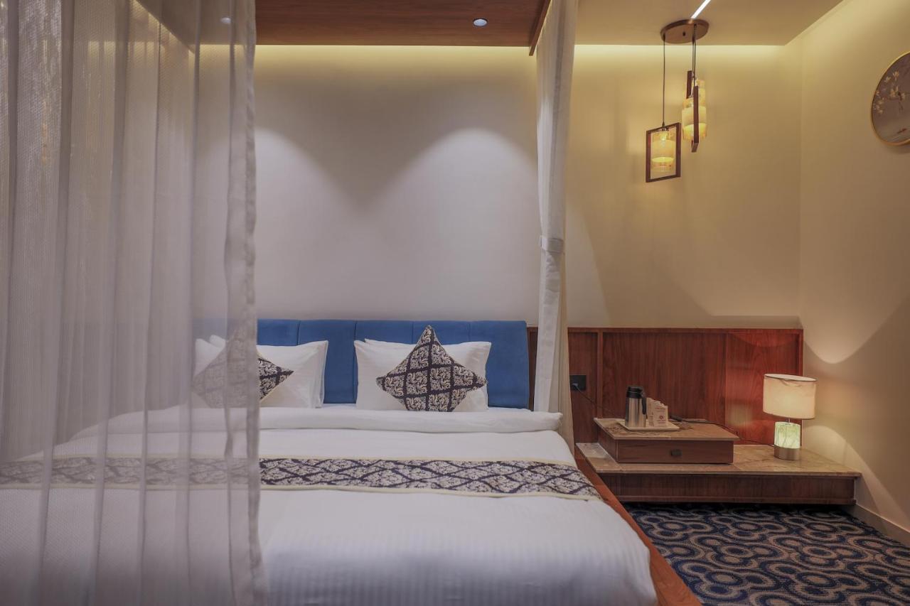 Hotel Aditya Mansingh Inn Сомнатх Экстерьер фото