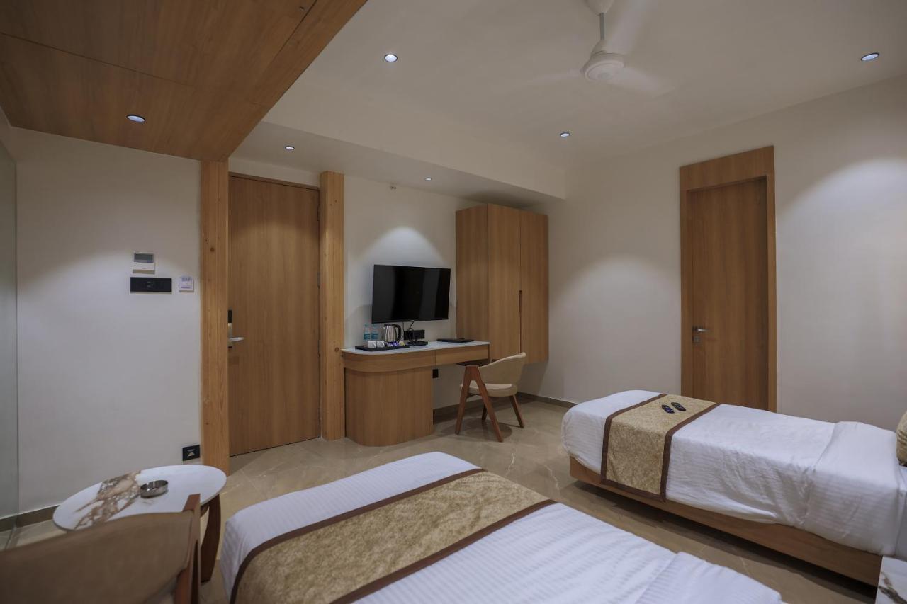 Hotel Aditya Mansingh Inn Сомнатх Экстерьер фото