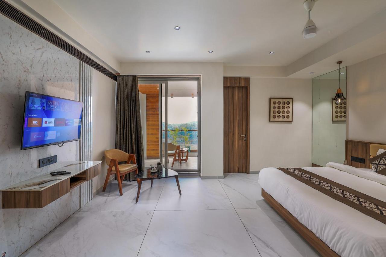 Hotel Aditya Mansingh Inn Сомнатх Экстерьер фото