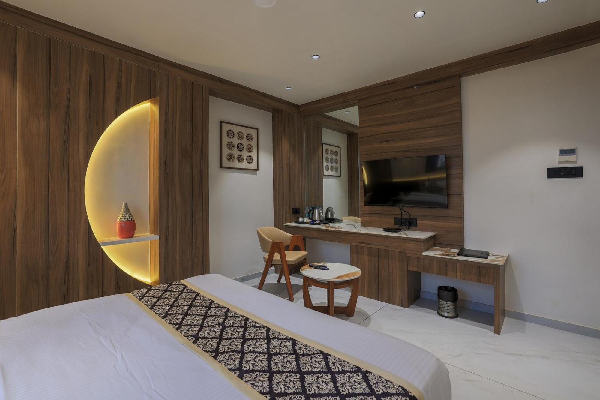 Hotel Aditya Mansingh Inn Сомнатх Экстерьер фото