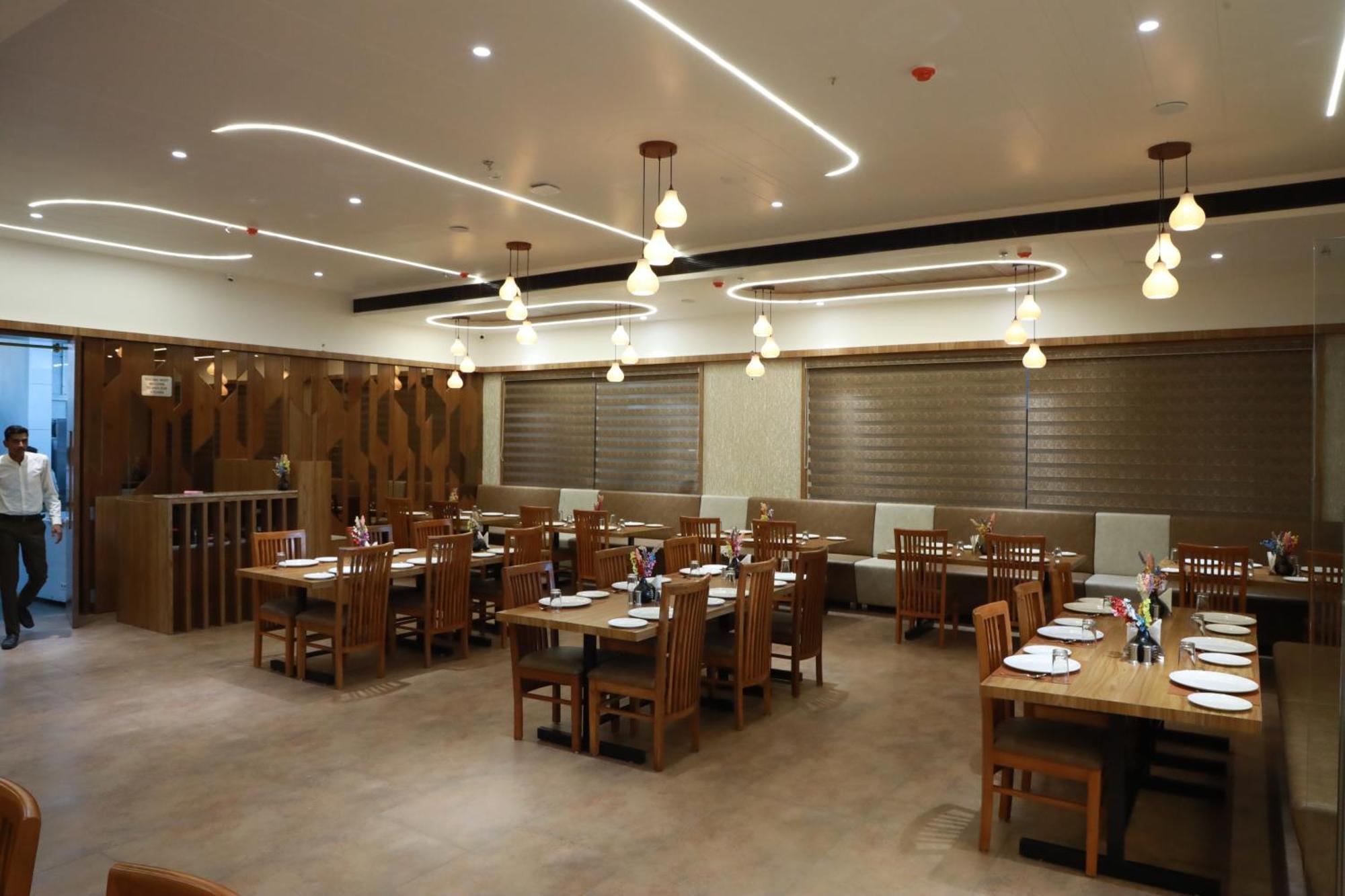 Hotel Aditya Mansingh Inn Сомнатх Экстерьер фото